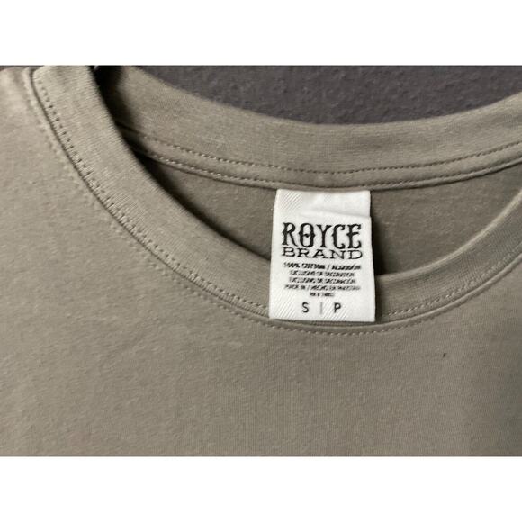Royce Brand Gray Crew Neck Tee Long Sleeves S Arizona EST 1912 Thumb Hole NWT - Picture 6 of 10
